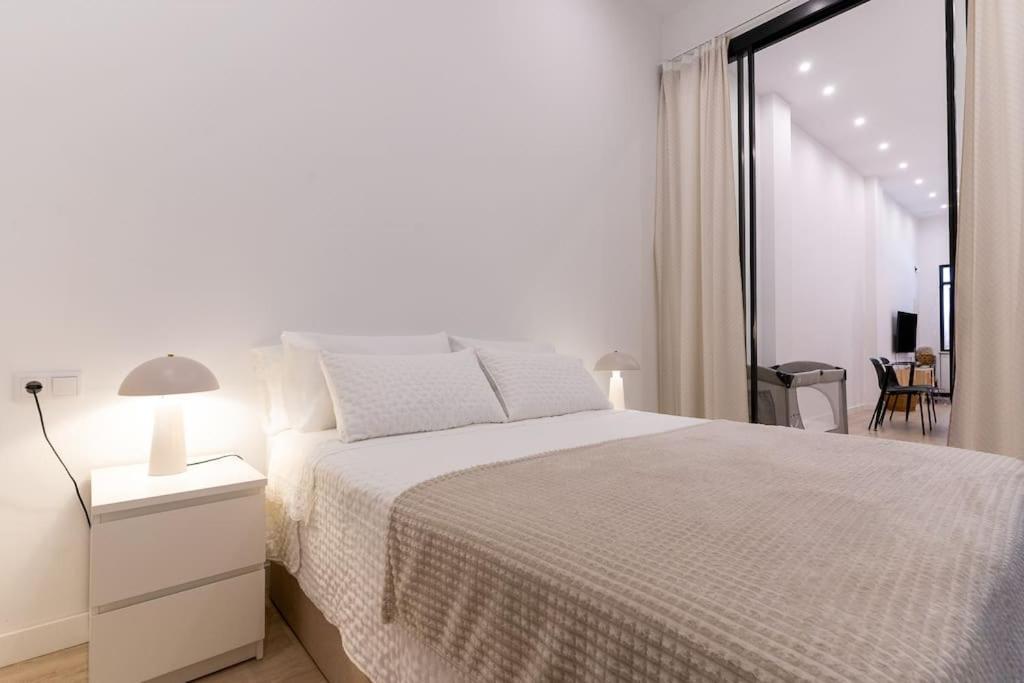 Apartamento Nuevo En El Centro De エルチェ エクステリア 写真